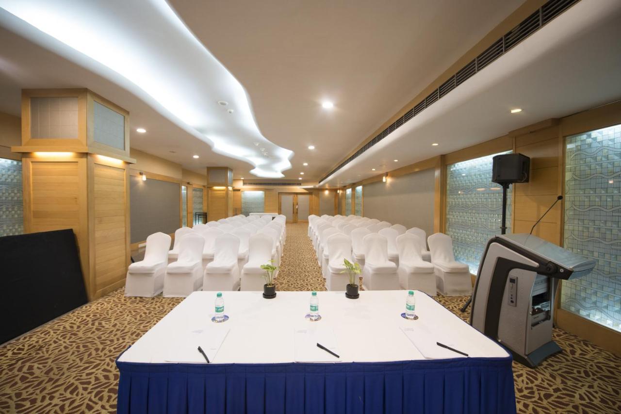 Le Meridien Bangalore Exteriör bild
