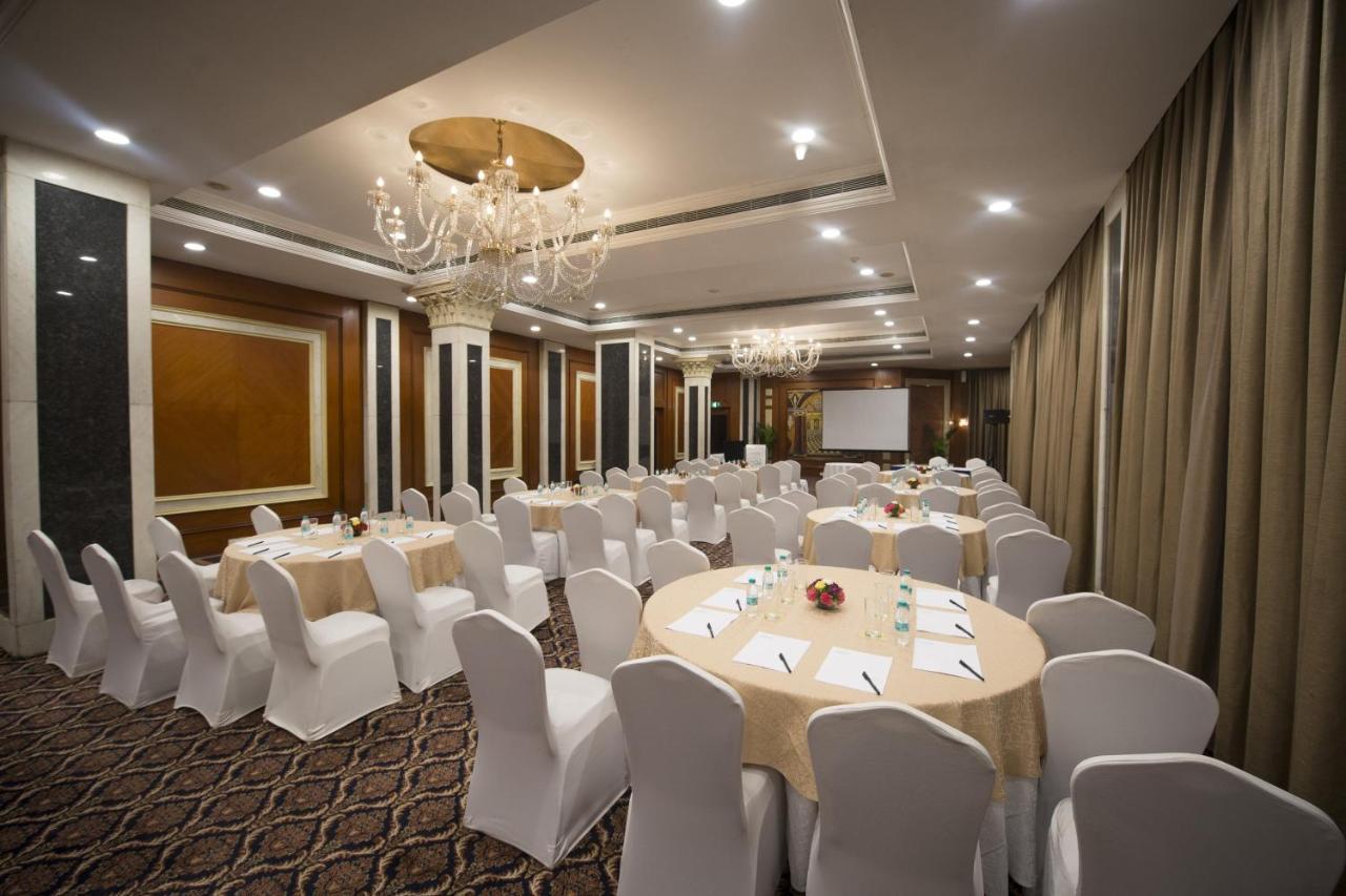 Le Meridien Bangalore Exteriör bild